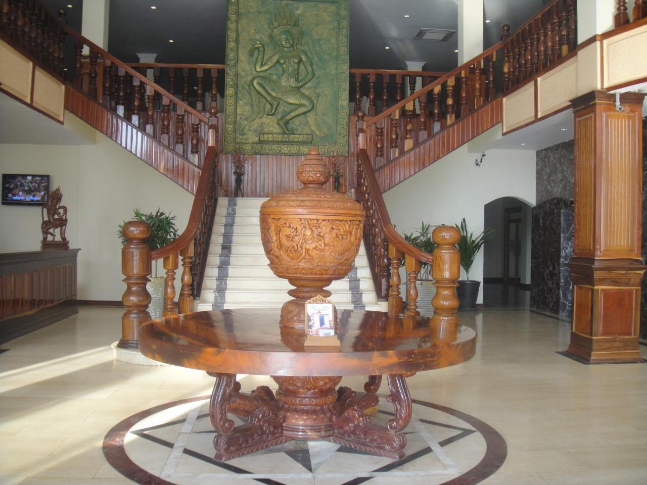 Stung Sangke Hotel Battambang Exterior photo